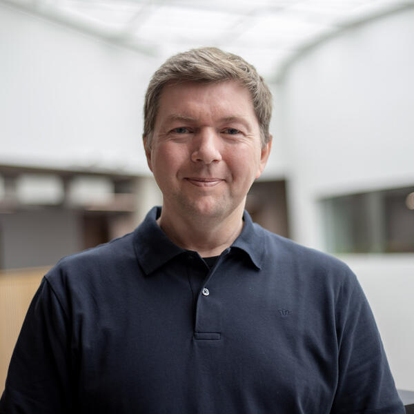 Profile picture of Peter Holdridge