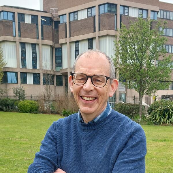 Profile picture of Photo of Rob Ashurst