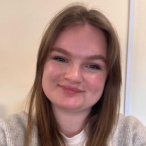 Profile picture of Lauren Bristow