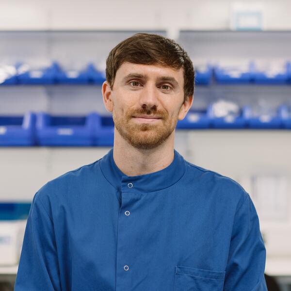 Profile picture of Portrait photo of Andrew Tomlin