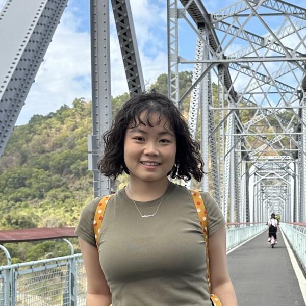 Profile picture of Lorraine (Meng Ling) Zhou Profile Picture