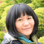 A profile photograph of Dr Jingrong Tong. 