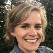 Photo of Dr Elisabeth Garratt