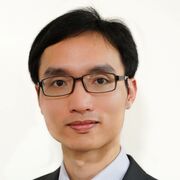 A head and shoulders photograph of Shuangfa Huang.