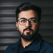 A head and shoulders photo of Abdul Wahab Qurashi