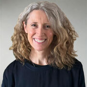 Photo pf Kathryn Hollingsworth smiling