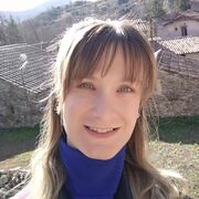 Image of Dr. Olha Nikolenko outdoors