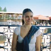 Holly Mellor Headhshot