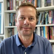 Simon Rushton Headshot