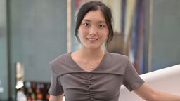 Photo of Yingzi Shen