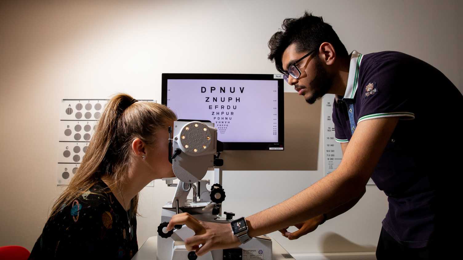 Thumbnail for Sheffield students first in the world to study new medicines module for orthopti…