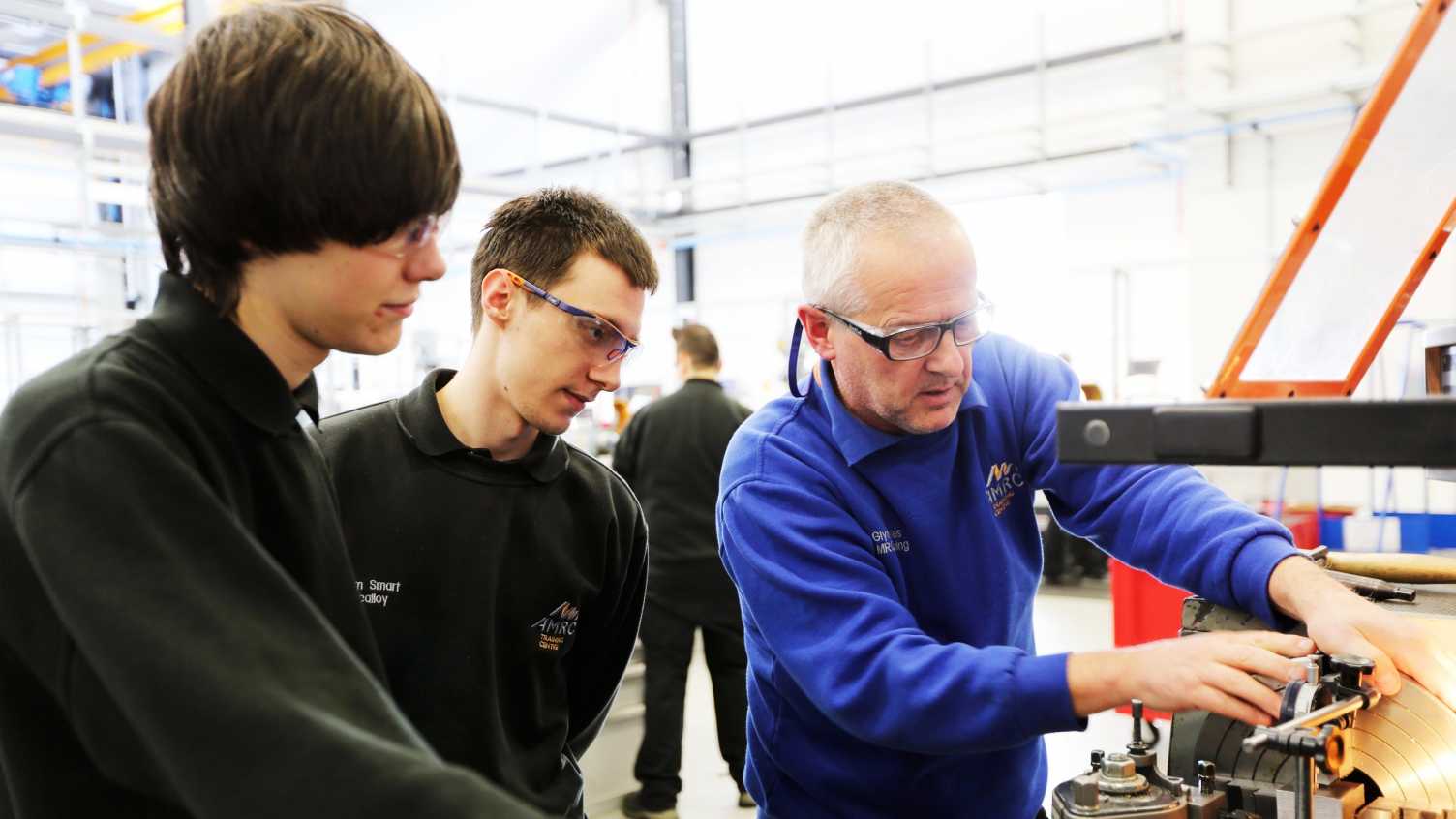 Thumbnail for Older apprentices get lower earnings returns | Economics 