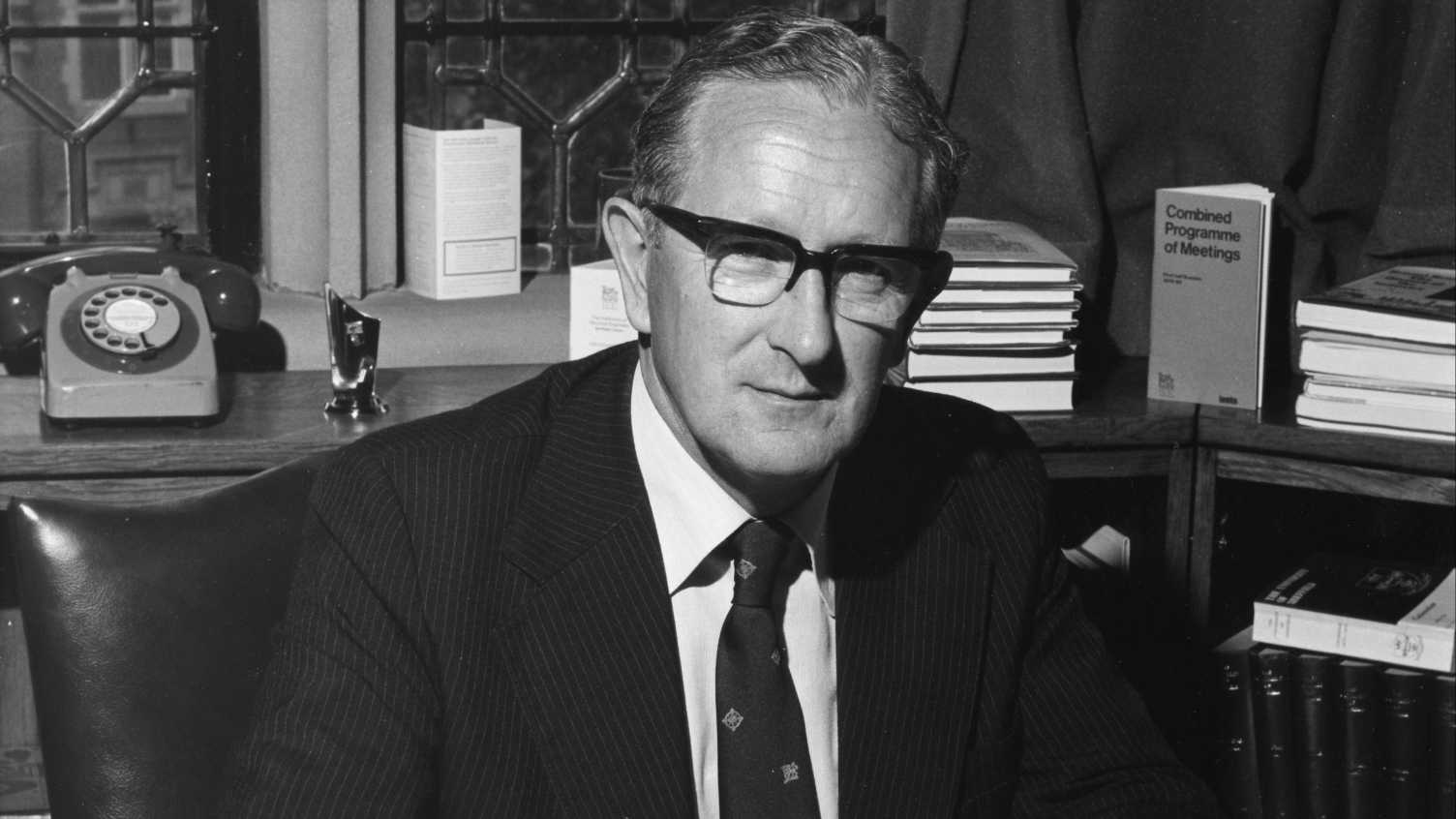 Thumbnail for University of Sheffield pays tribute to former Vice-Chancellor, Professor Geoffr…