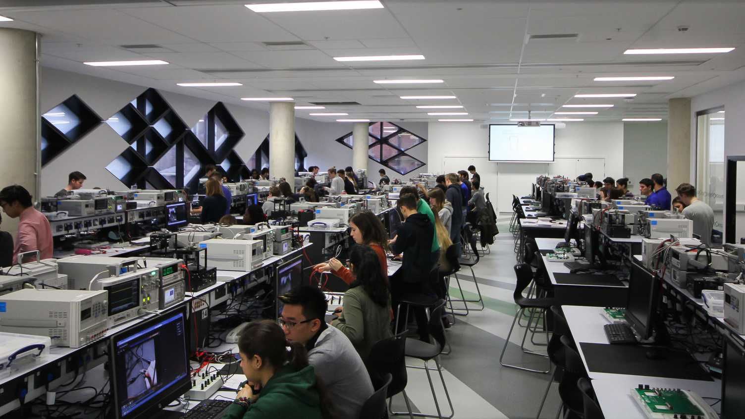 Thumbnail for Induction labs | Faculty of Engineering 