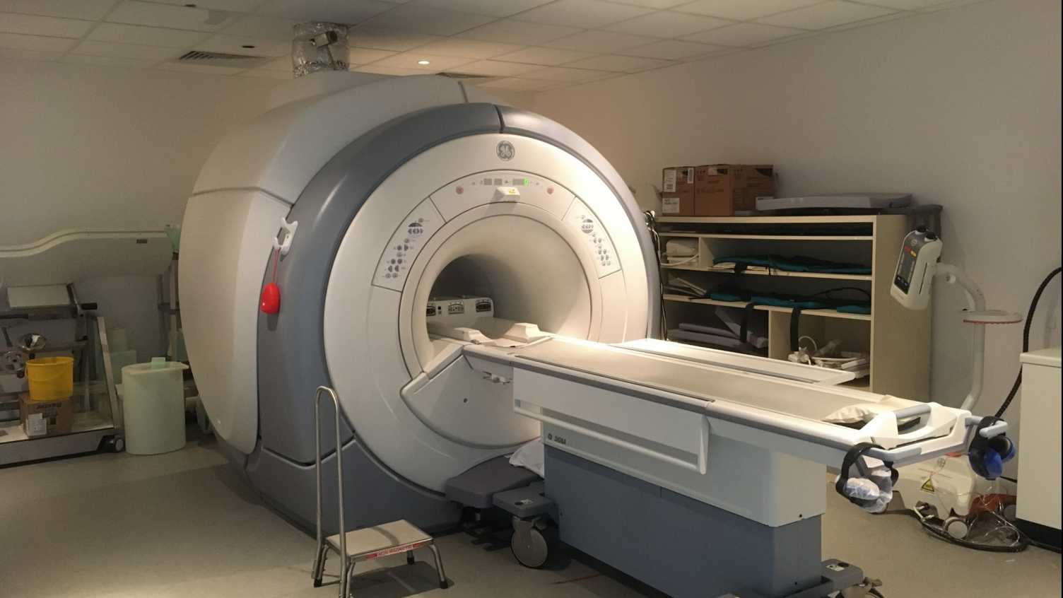 Thumbnail for 1.5T multi-nuclear whole body MRI system – GE HDx | Medicine and Population He…