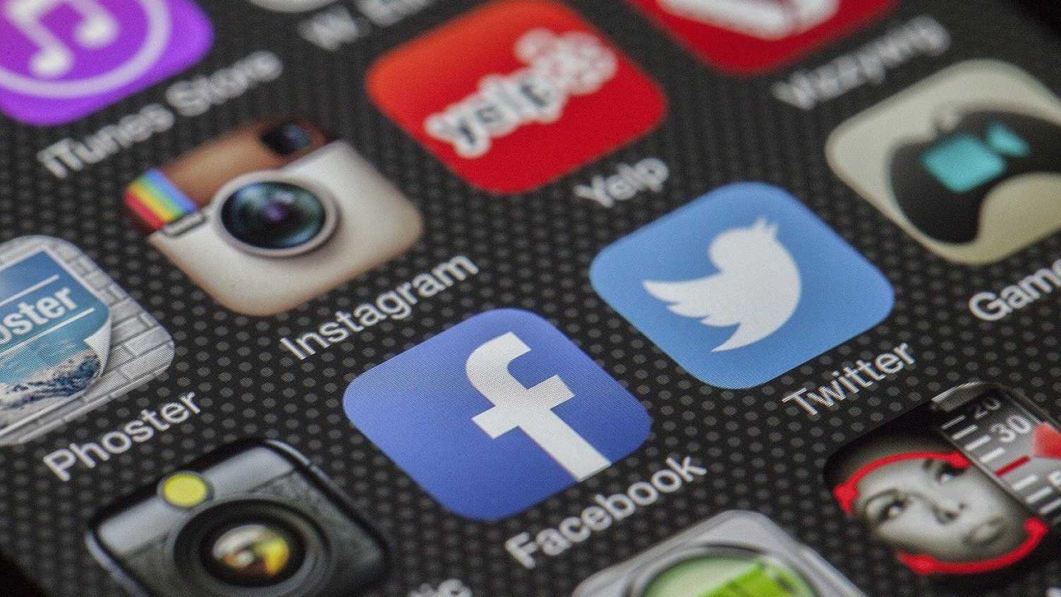 Thumbnail for AI can predict Twitter users likely to spread disinformation before they do it |…