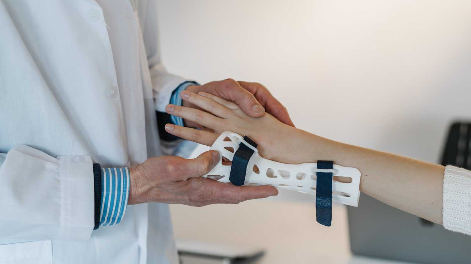 Thumbnail for ScHARR’s Clinical Trials Research Unit to support NIHR study to improve hand i…