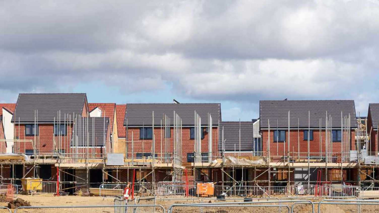 Thumbnail for Experts say building standards are failing to deliver healthy ventilation | Facu…