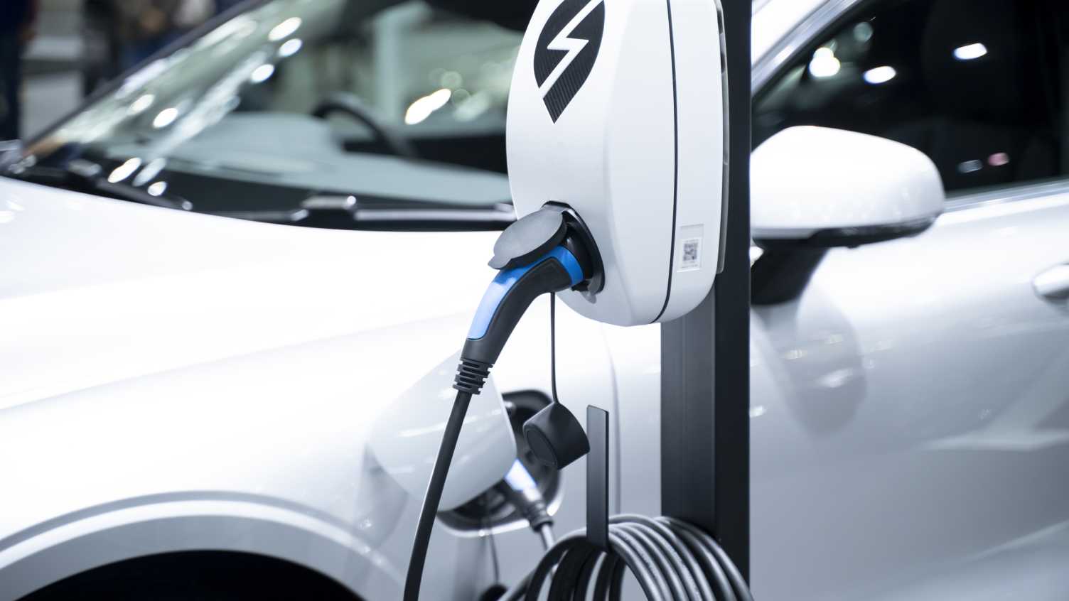 Thumbnail for UK manufacturers need more support to help us reach net zero, new report says | …