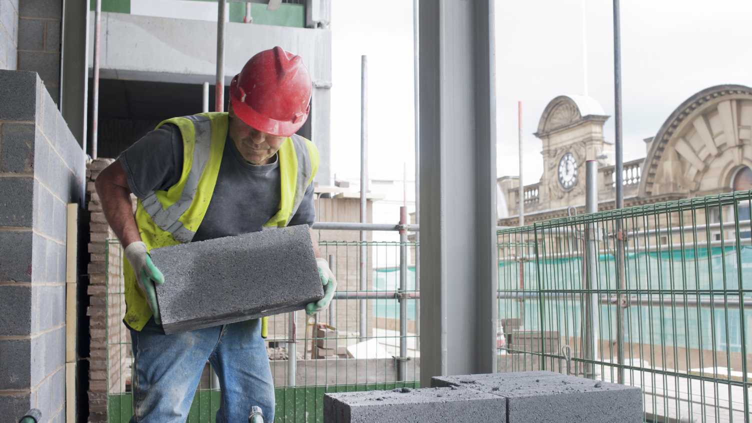 Thumbnail for RAAC issue could be prevented by new building passports, engineers say | News 