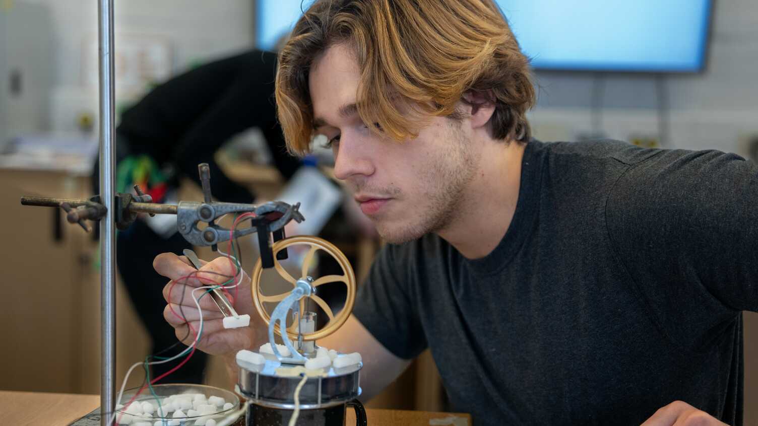 Thumbnail for Physics with an Industrial Placement Year BSc | Undergraduate study 